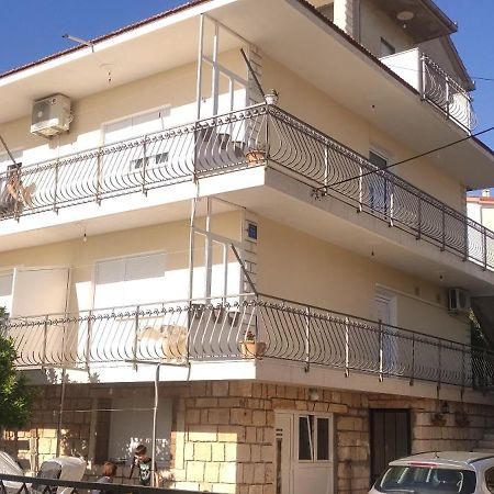 Apartmani Mila A1 & A2 & 3 Trogir Exterior foto